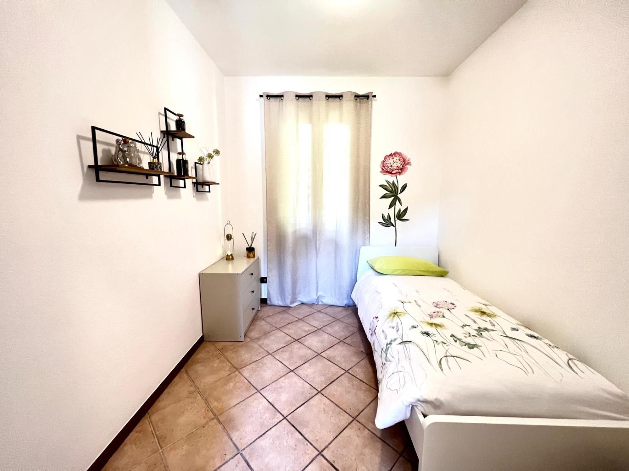 L'Acero Rosso - Giardino Privato E Box Auto Villa Menaggio Exteriör bild