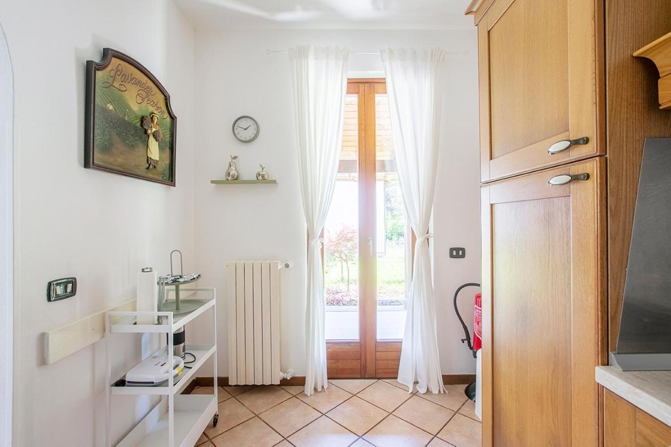 L'Acero Rosso - Giardino Privato E Box Auto Villa Menaggio Exteriör bild